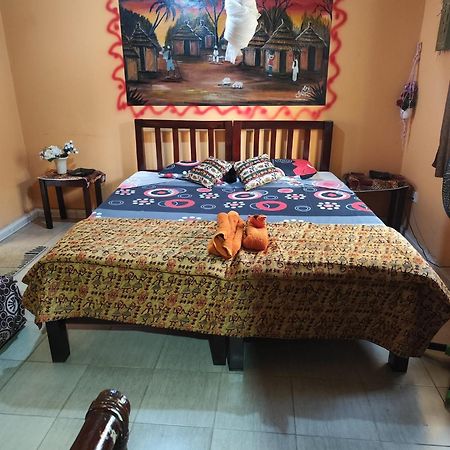 Casa Hotel Sinkiling Gambia Серекунда Екстер'єр фото