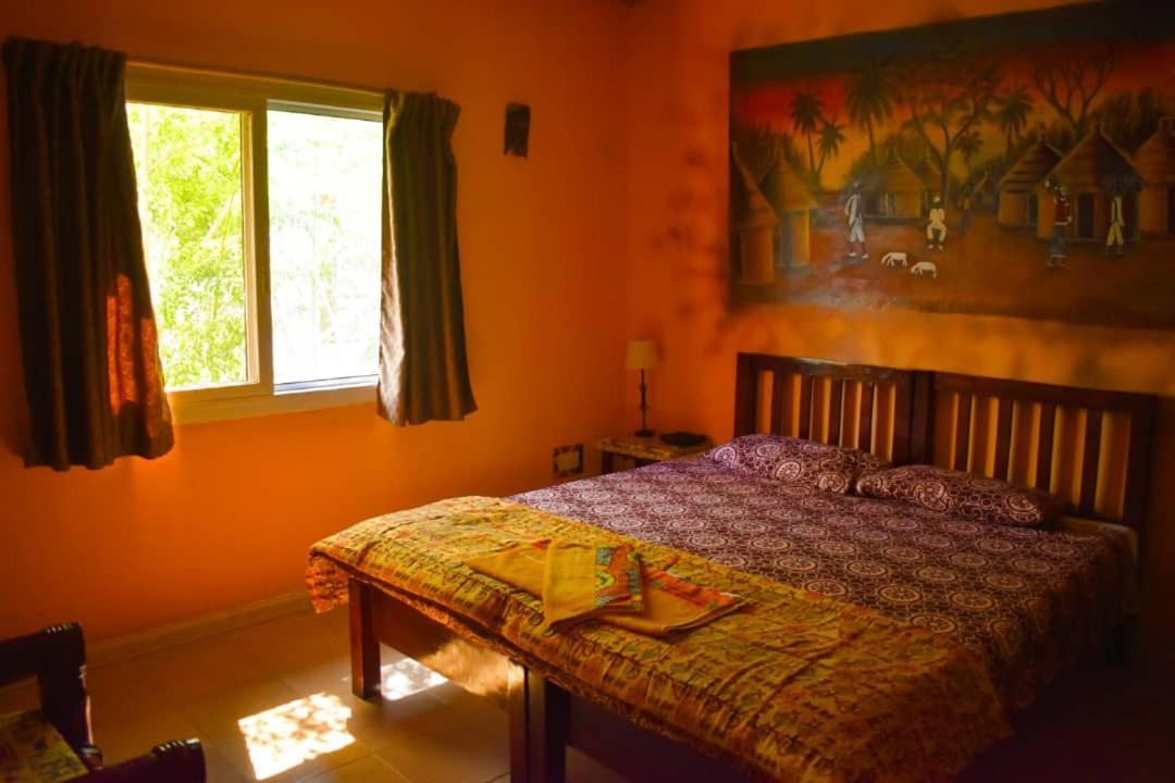 Casa Hotel Sinkiling Gambia Серекунда Екстер'єр фото