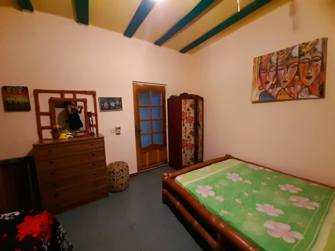 Casa Hotel Sinkiling Gambia Серекунда Екстер'єр фото