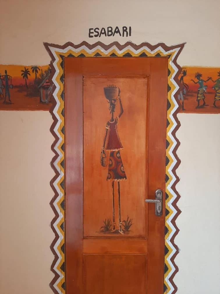 Casa Hotel Sinkiling Gambia Серекунда Екстер'єр фото